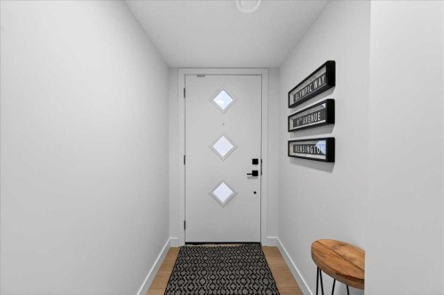 304-437 Alpine Avenue Sw, Calgary, AB - Indoor Photo Showing Other Room