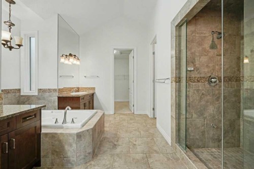 62 Discovery Vista Point Sw, Calgary, AB - Indoor Photo Showing Bathroom