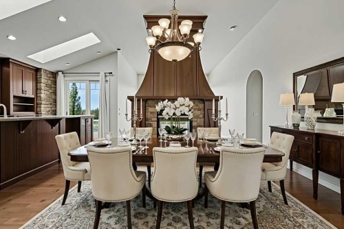 62 Discovery Vista Point Sw, Calgary, AB - Indoor Photo Showing Dining Room