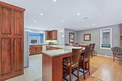 13119 6 Street Sw, Calgary, AB - Indoor