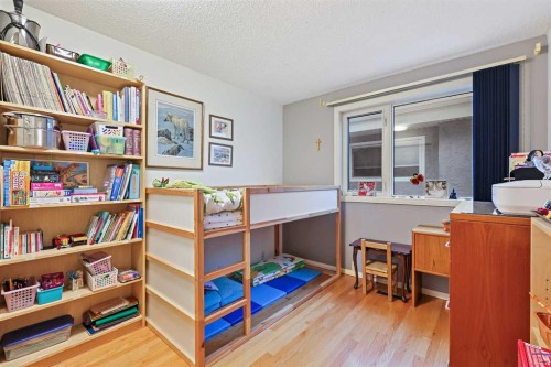 13119 6 Street Sw, Calgary, AB - Indoor
