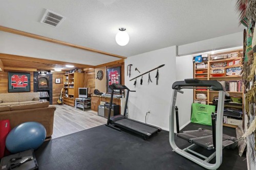 13119 6 Street Sw, Calgary, AB - Indoor Photo Showing Gym Room