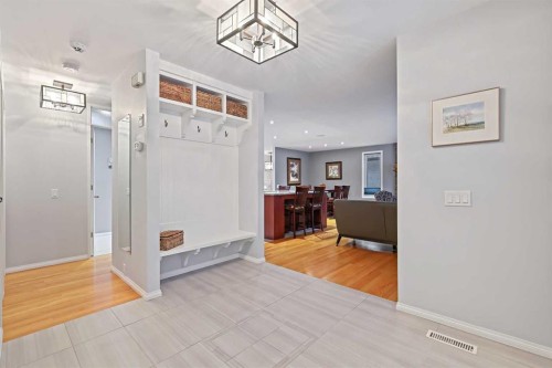 13119 6 Street Sw, Calgary, AB - Indoor Photo Showing Other Room