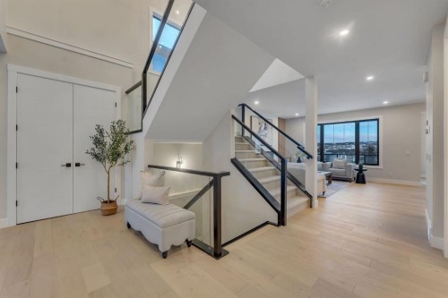 12 Spring Creek Point Sw, Calgary, AB - Indoor Photo Showing Other Room