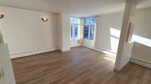 309-738 3 Avenue Sw, Calgary, AB - Indoor Photo Showing Other Room