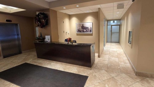 309-738 3 Avenue Sw, Calgary, AB - Indoor Photo Showing Other Room