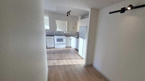 309-738 3 Avenue Sw, Calgary, AB - Indoor