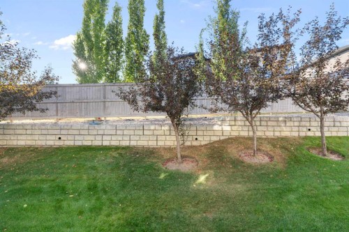 90 Pantego Lane Nw, Calgary, AB - Outdoor