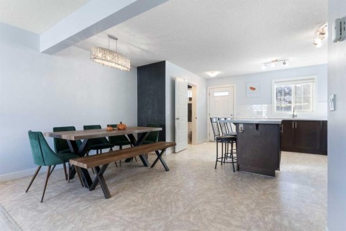 90 Pantego Lane Nw, Calgary, AB - Indoor Photo Showing Dining Room