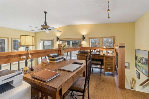 5031 Viceroy Drive Nw, Calgary, AB - Indoor