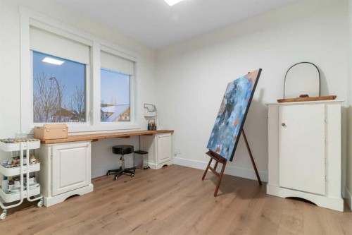 267 Coopers Hill Sw, Airdrie, AB - Indoor Photo Showing Office