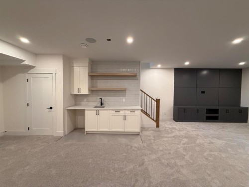 3511 42 Street Sw, Calgary, AB - Indoor