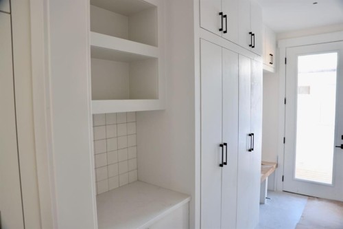 3511 42 Street Sw, Calgary, AB - Indoor Photo Showing Other Room