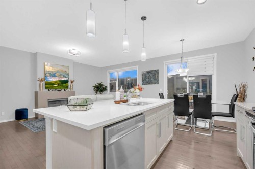 84 Nolanhurst Heights Nw, Calgary, AB - Indoor Photo Showing Kitchen