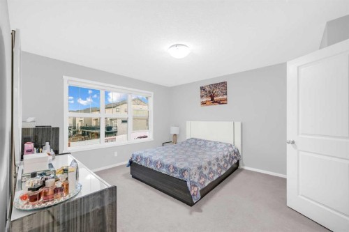 84 Nolanhurst Heights Nw, Calgary, AB - Indoor Photo Showing Bedroom
