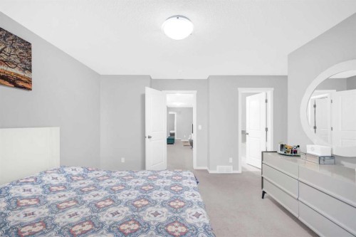 84 Nolanhurst Heights Nw, Calgary, AB - Indoor Photo Showing Bedroom