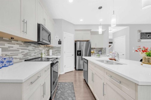 84 Nolanhurst Heights Nw, Calgary, AB - Indoor Photo Showing Kitchen With Stainless Steel Kitchen With Double Sink With Upgraded Kitchen