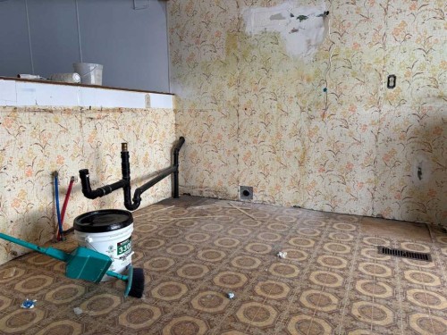 146-3223 83 Street Nw, Calgary, AB 