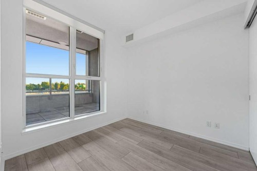 130-615 6 Avenue Se, Calgary, AB - Indoor Photo Showing Other Room