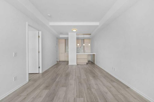 130-615 6 Avenue Se, Calgary, AB - Indoor Photo Showing Other Room