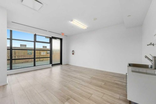 130-615 6 Avenue Se, Calgary, AB - Indoor Photo Showing Other Room