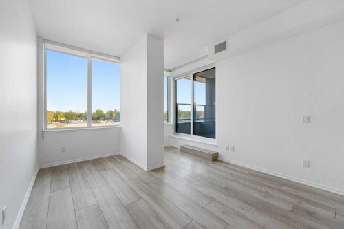 130-615 6 Avenue Se, Calgary, AB - Indoor Photo Showing Other Room