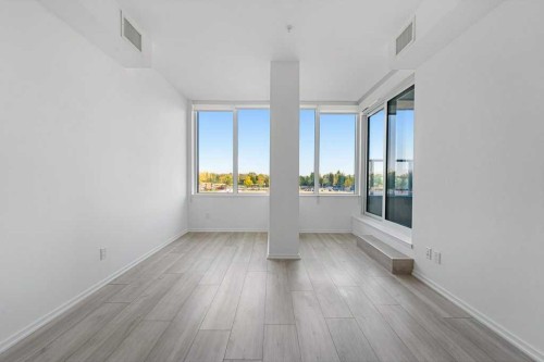 130-615 6 Avenue Se, Calgary, AB - Indoor Photo Showing Other Room