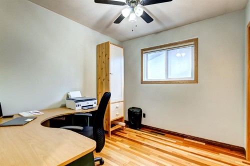 1408 106 Avenue Sw, Calgary, AB - Indoor Photo Showing Office