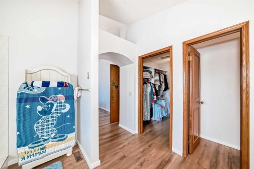 8328 Edgevalley Drive Nw, Calgary, AB - Indoor Photo Showing Other Room