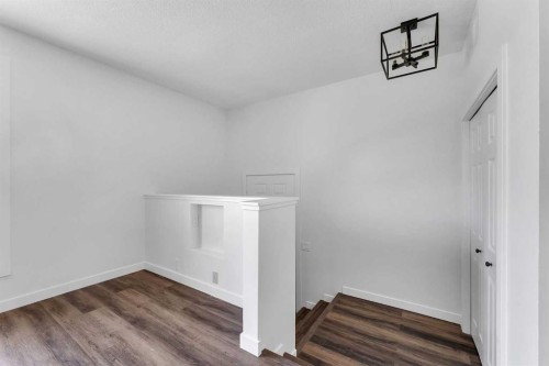 199 Cedardale Road Sw, Calgary, AB - Indoor Photo Showing Other Room