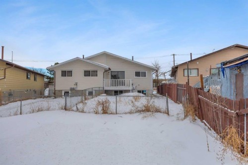 224 Whitworth Way Ne, Calgary, AB - Outdoor With Exterior