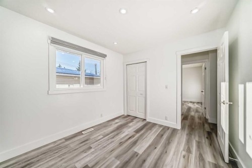 623 Madeira Drive Ne, Calgary, AB - Indoor Photo Showing Other Room