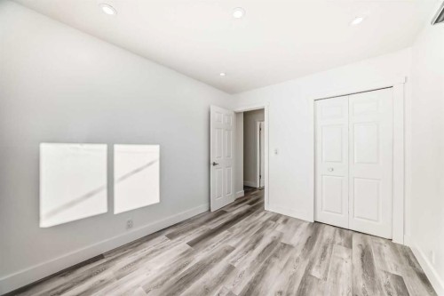 623 Madeira Drive Ne, Calgary, AB - Indoor Photo Showing Other Room