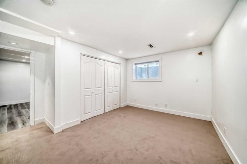 623 Madeira Drive Ne, Calgary, AB - Indoor Photo Showing Other Room