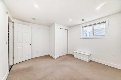 623 Madeira Drive Ne, Calgary, AB - Indoor Photo Showing Other Room