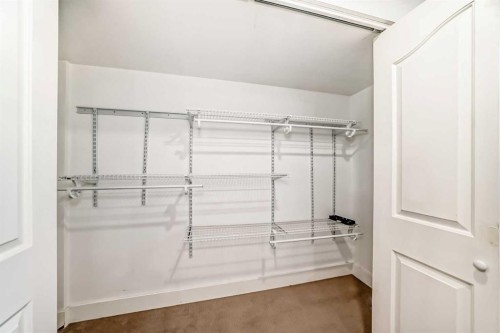 623 Madeira Drive Ne, Calgary, AB - Indoor With Storage