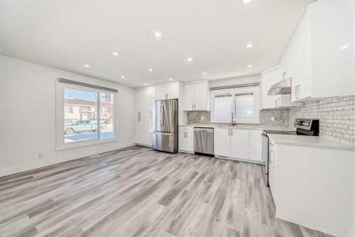 623 Madeira Drive Ne, Calgary, AB - Indoor Photo Showing Kitchen With Stainless Steel Kitchen With Upgraded Kitchen