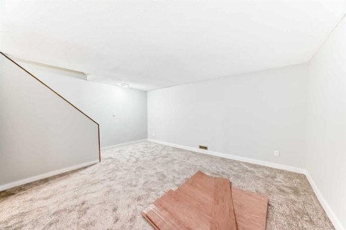 252 Summerwood Place Se, Airdrie, AB - Indoor Photo Showing Other Room