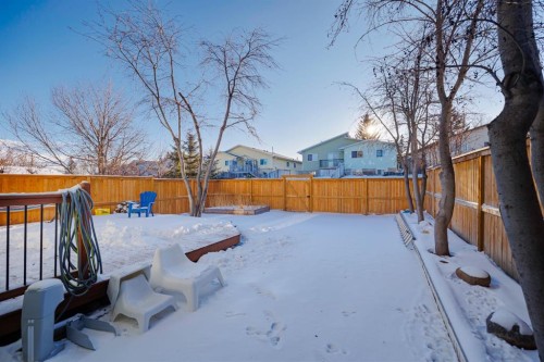 44 Macewan Ridge Close Nw, Calgary, AB - Outdoor With Backyard