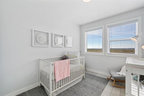130 Mallard Heath Se, Calgary, AB - Indoor Photo Showing Bedroom