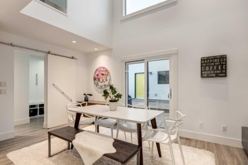 27 Hendon Place Nw, Calgary, AB - Indoor