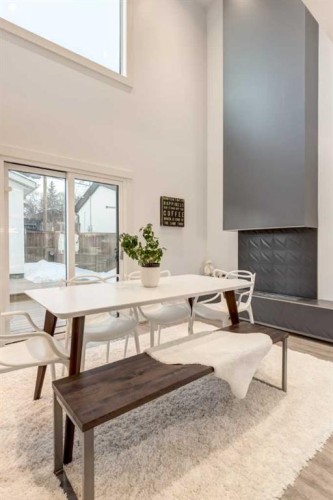 27 Hendon Place Nw, Calgary, AB - Indoor Photo Showing Other Room