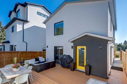 27 Hendon Place Nw, Calgary, AB - Outdoor With Deck Patio Veranda With Exterior