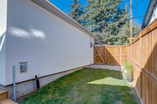 27 Hendon Place Nw, Calgary, AB - Outdoor