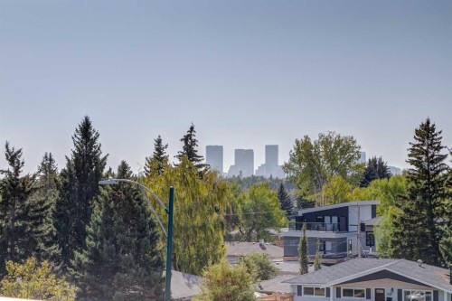 27 Hendon Place Nw, Calgary, AB - Outdoor With Balcony With View