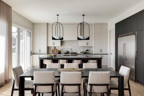 8 Rockcliff Hill Nw, Calgary, AB - Indoor Photo Showing Dining Room