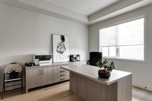 8 Rockcliff Hill Nw, Calgary, AB - Indoor