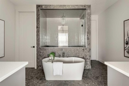 8 Rockcliff Hill Nw, Calgary, AB - Indoor Photo Showing Other Room