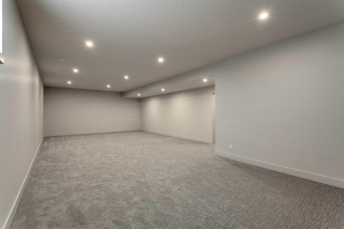 8 Rockcliff Hill Nw, Calgary, AB - Indoor