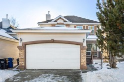 271 Coventry Green NE Calgary, AB T3K 4M3